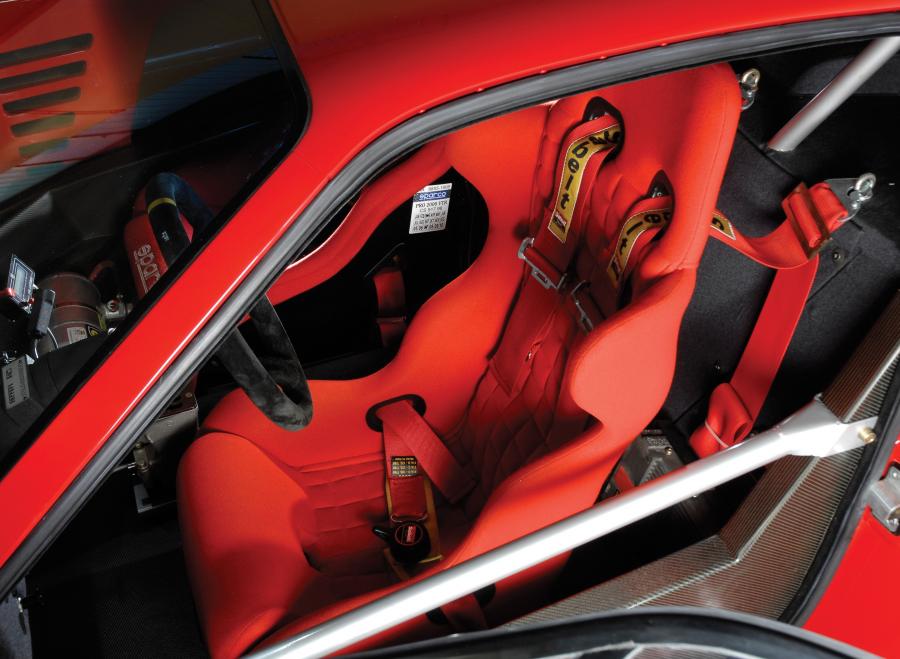  Ferrari F40 LM 1990 года  (фото 4 из 19)